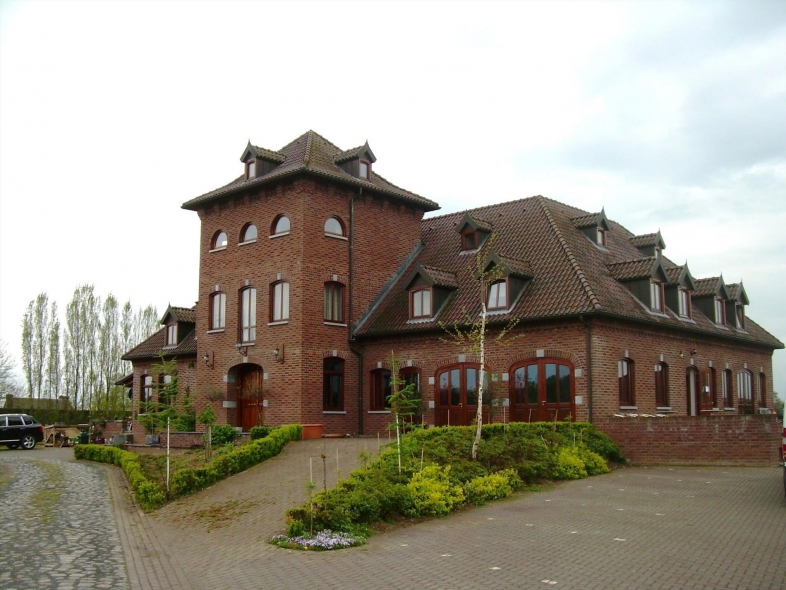 Raayerveldweg 10, SWALMEN